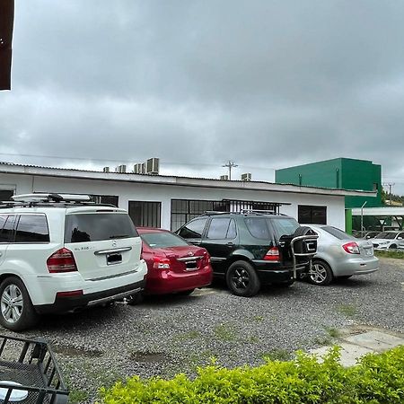 Hotel El Coco Alajuela Exteriér fotografie